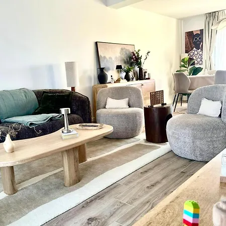 Villa Grande Maison Familiale Avec Jardin, Proche Paris & Orly *